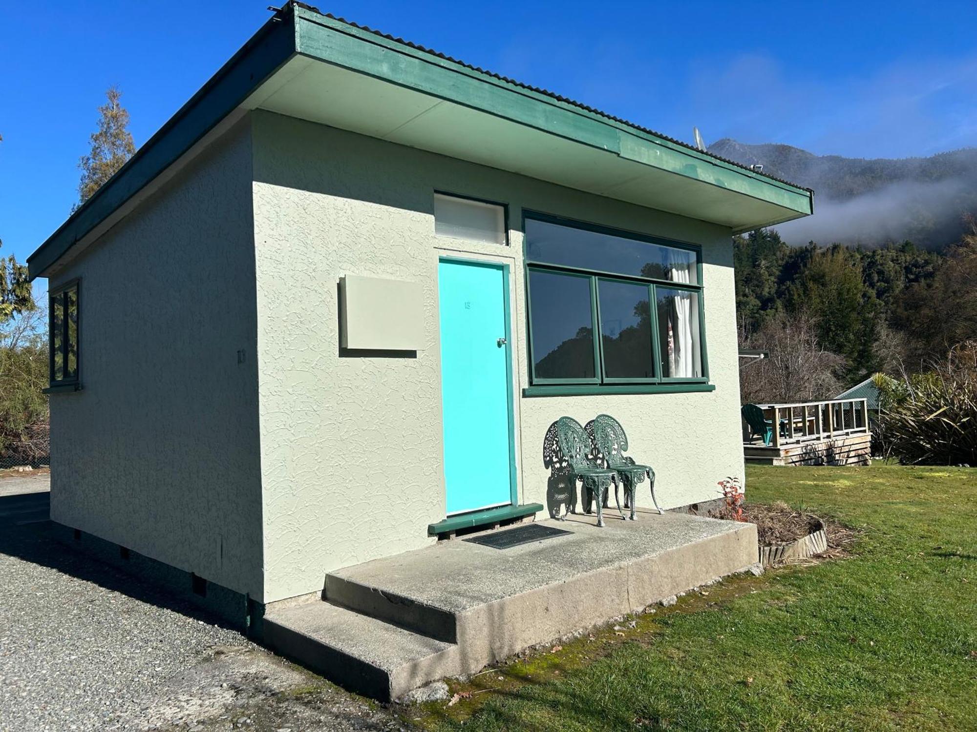 Kiwi Park Motels Мерчисон Экстерьер фото